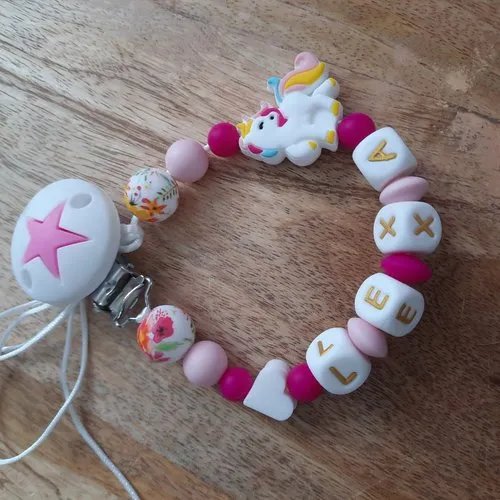 Attache sucette étoile et licorne