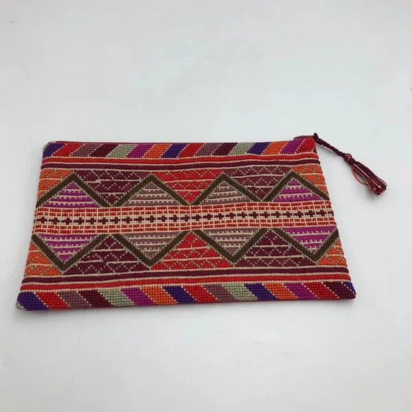 Pochette colorée avec fermeture brodée à la main I Plusieurs motifs