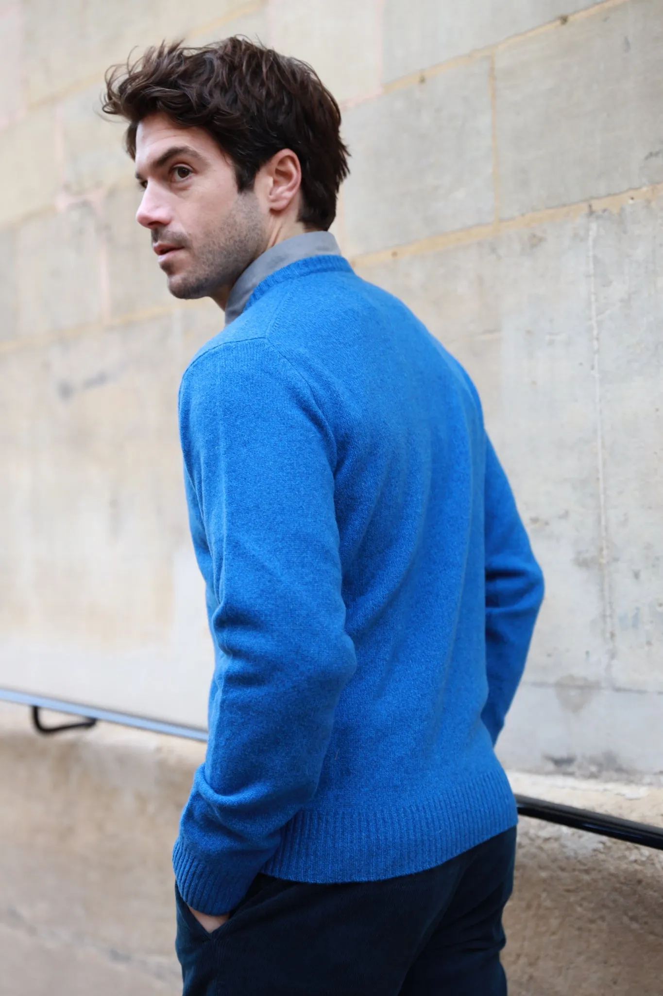 Pull Robin en lambswool col V - Denim