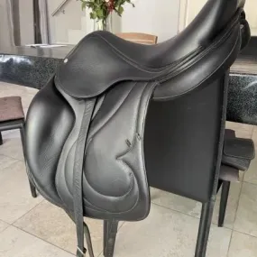 Selle Dressage Antarès Modèle Cadence
